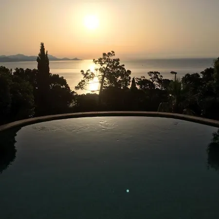 فيلة Stunning In With Swimming Pool *